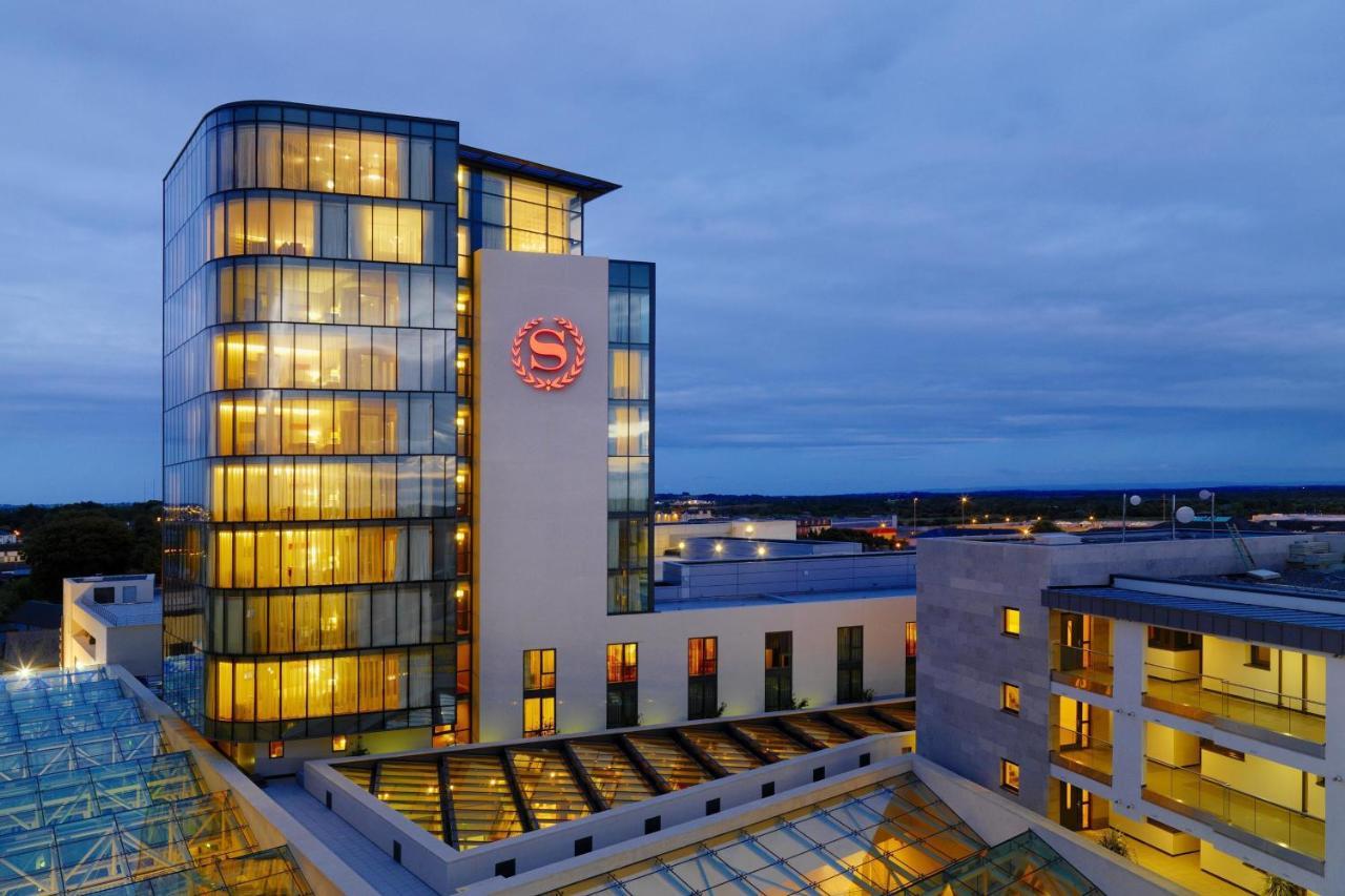 Sheraton Athlone Hotel Exterior photo